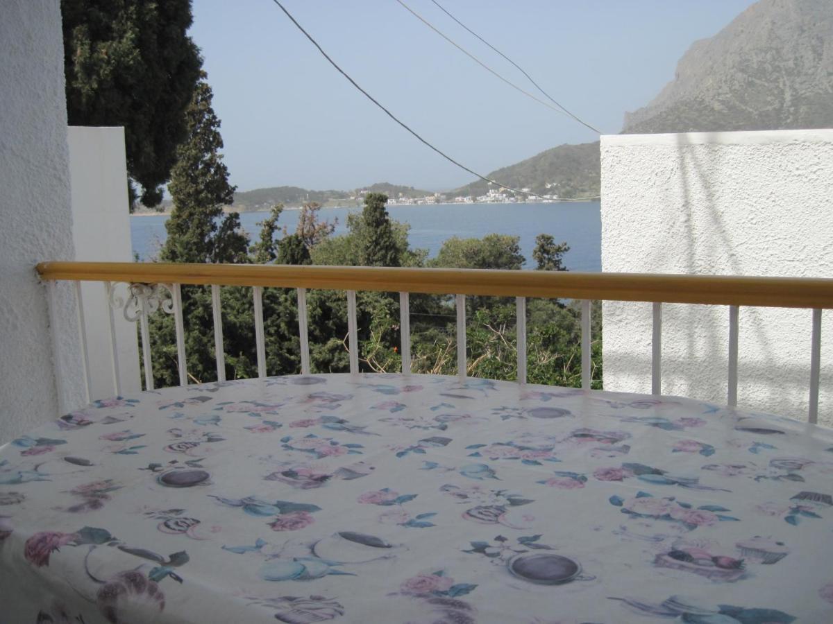 Tatsis Apartments Masouri Esterno foto