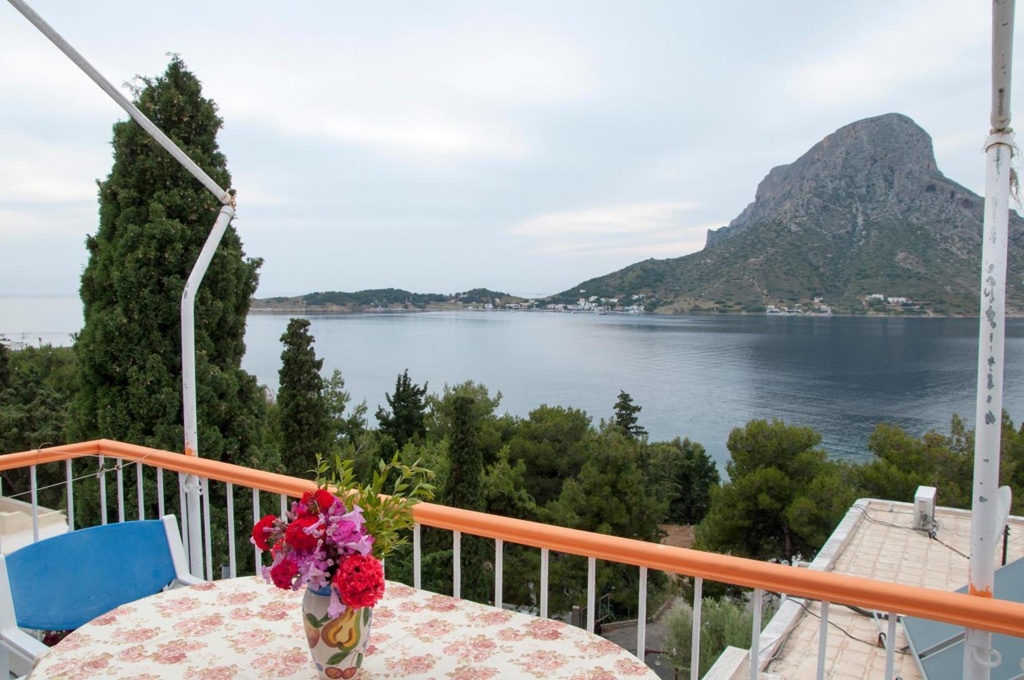Tatsis Apartments Masouri Esterno foto