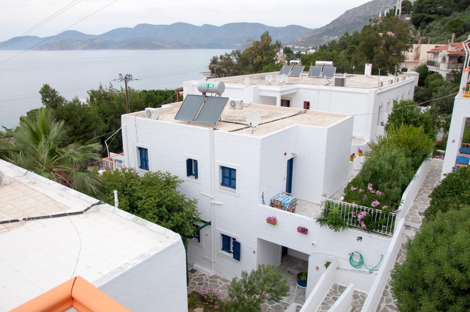 Tatsis Apartments Masouri Esterno foto