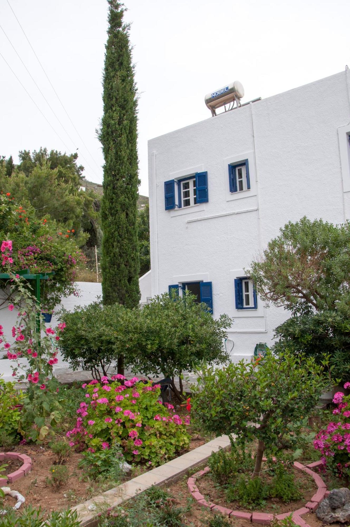 Tatsis Apartments Masouri Esterno foto