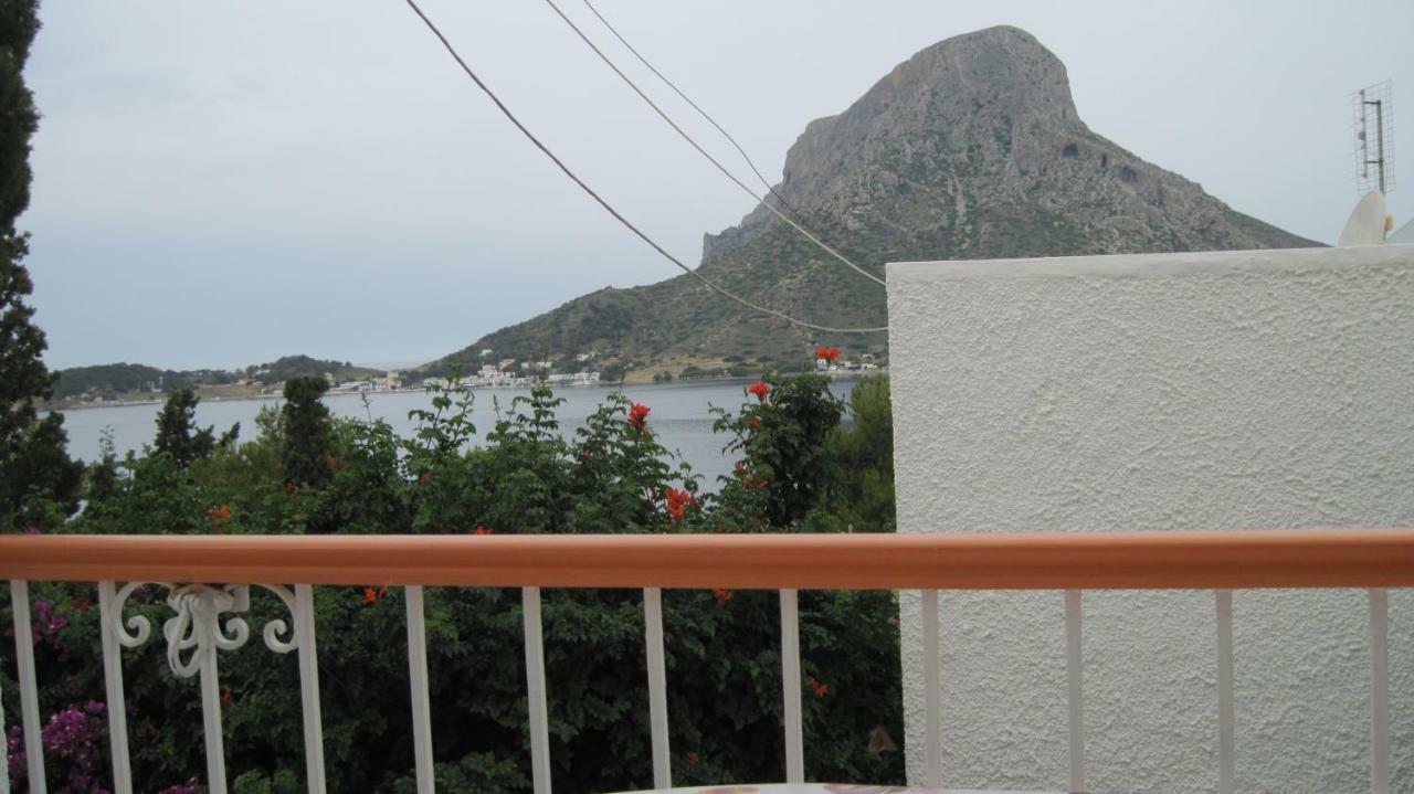 Tatsis Apartments Masouri Esterno foto